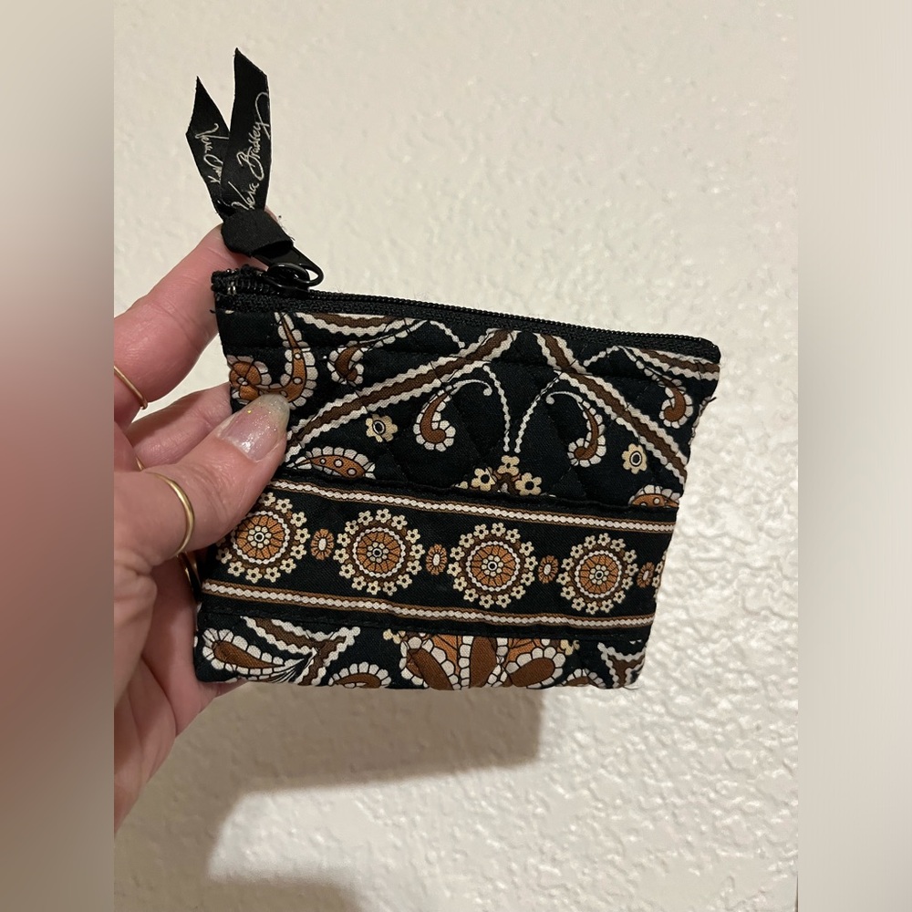 VERA BRADLEY Retired Cafe Latte Zip Quilted Change or Credit Card Mini Wallet